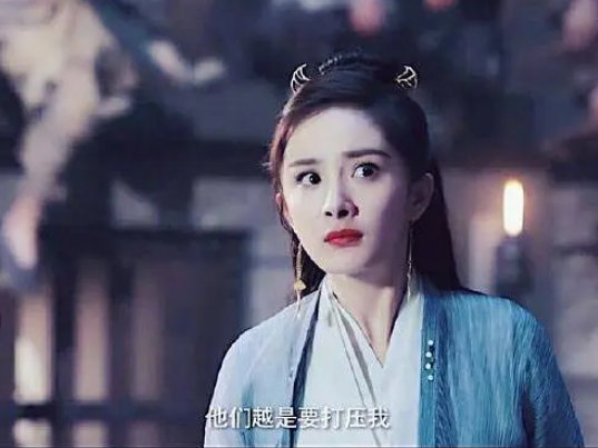 古力娜扎|十大魔性鼻孔明星：杨幂鼻孔大的像黑洞，娜扎惊现三角形鼻孔