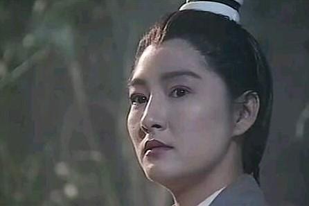 陆无双|对付李莫愁最好的办法是什么？不是武功，而是熊抱