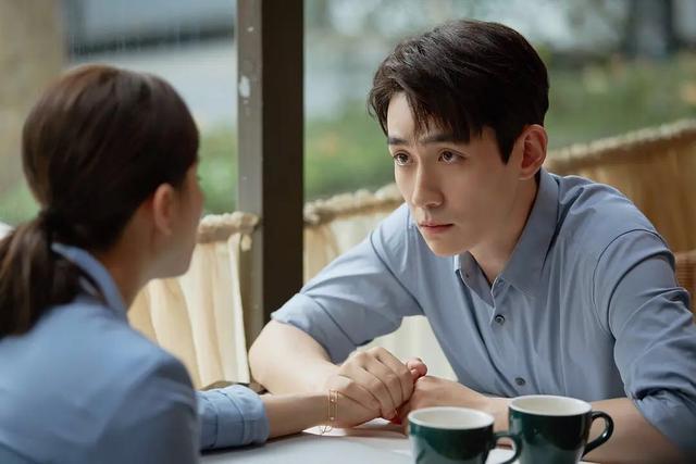 刘诗诗|《亲爱的自己》口碑扑街，朱一龙、刘诗诗被剧情连累？