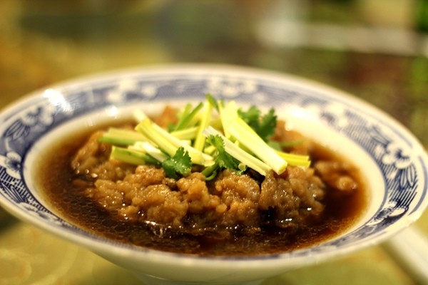 来洛阳旅游必吃洛阳水席 杏花村水席最接地气 菜随汤走味有别