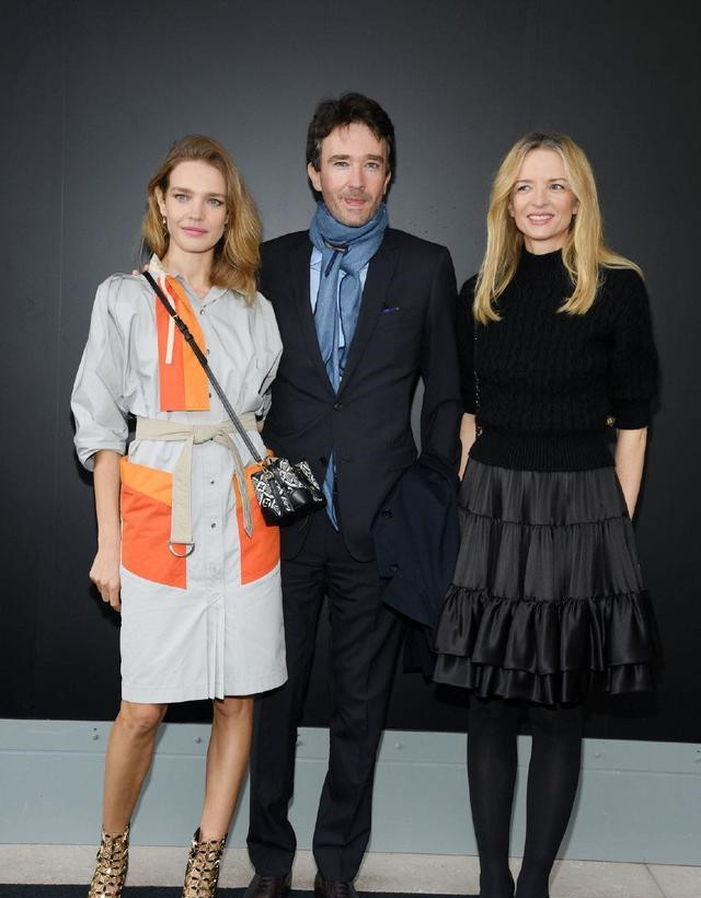 作为"关键人物",水果娜纳塔利·沃佳诺娃和老公安托万·阿尔诺就一同