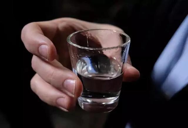 有些事情真心不能做:醉酒之后直接入睡:很多人在饮酒之后会直接入睡