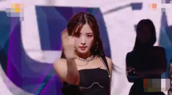 张含韵|张含韵vlog更新，31岁也不耽误走甜美少女风，状态毫无违和感