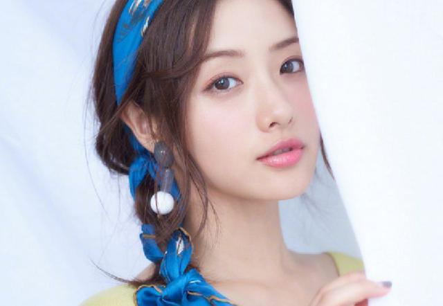 石原里美|石原里美闪婚原因曝光，或将于明年3月摆婚宴，仅邀请亲友出席