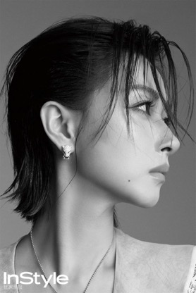 万茜|乘风破浪后的万茜接连登杂志封面，风格多样有的快要认不出