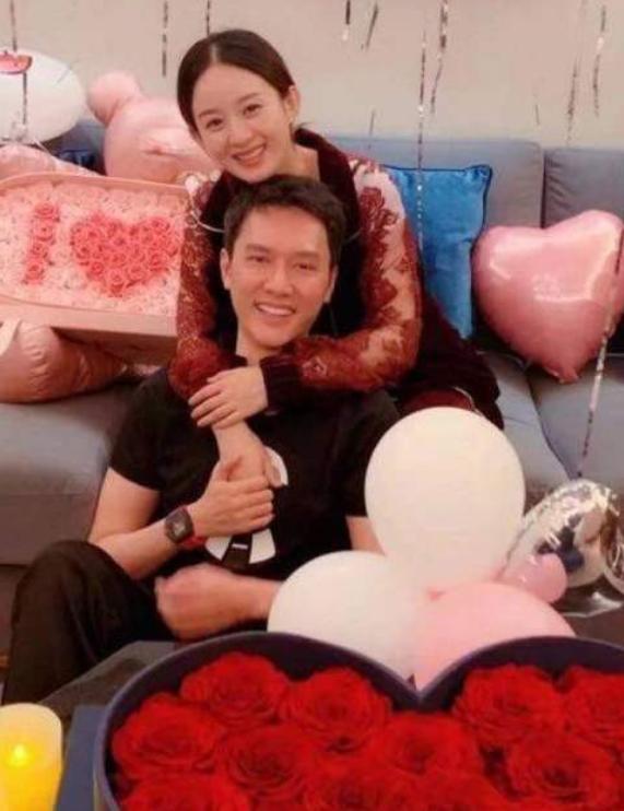 冯绍峰|赵丽颖为冯绍峰庆42岁生日，甜蜜喊私下爱称，夫妻太恩爱