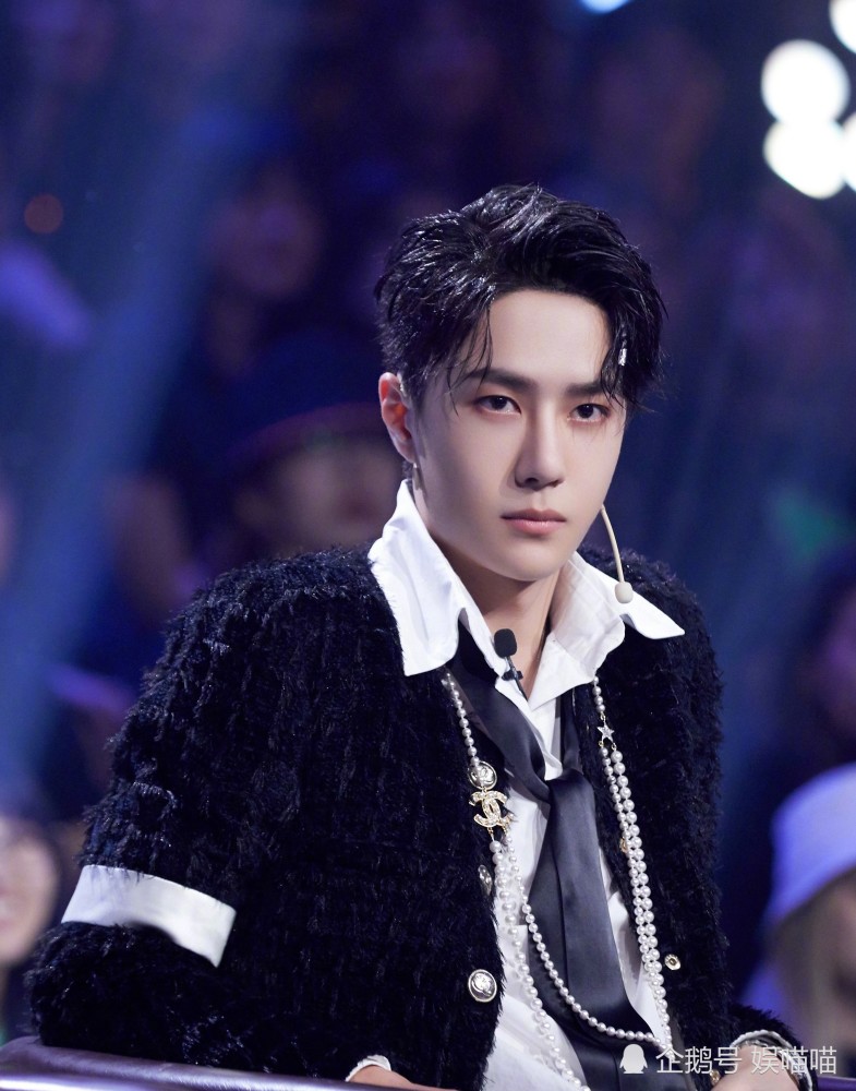 张艺兴|张艺兴29岁成老板，迈出超越李秀满的第一步，这点已经赢过李飞和杜华