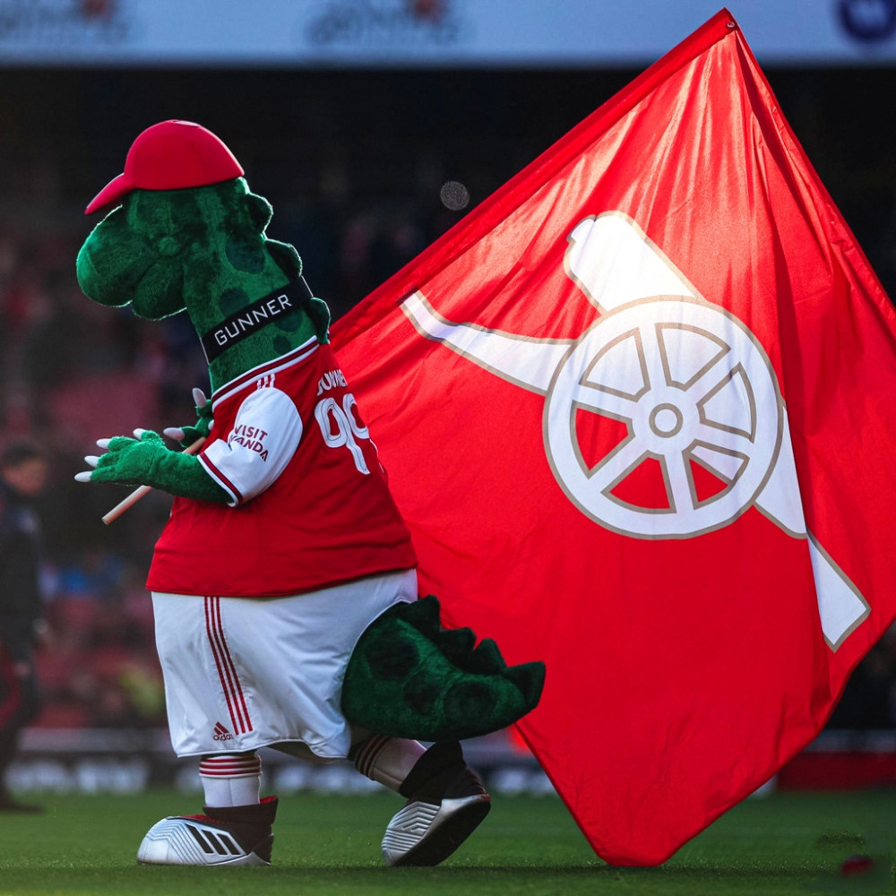 阿森纳解雇吉祥物扮演者后枪手十号表态愿承担工资自我救赎