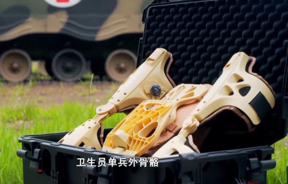 国产单兵外骨骼再成焦点,被动式设计非常巧妙_腾讯新闻