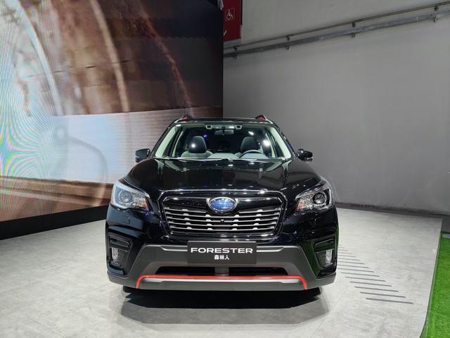 内饰|以穷人能买得起的四驱出名 斯巴鲁在北京车展上三款车型点评