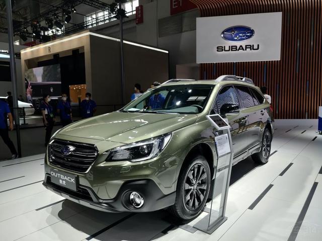 内饰|以穷人能买得起的四驱出名 斯巴鲁在北京车展上三款车型点评