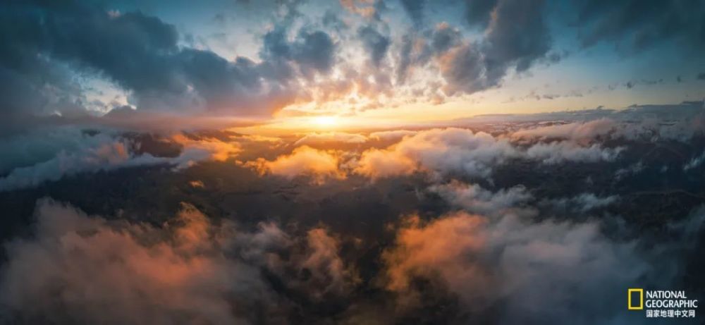 月亮湾|十月去趟喀纳斯，一切秋天黯然失色