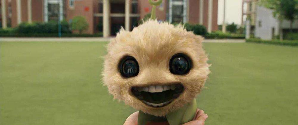 《可爱的》七仔在《长江七号》中小演员的戏份非常多,但他们都是反串.