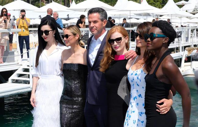 范冰冰|范冰冰官宣复出喜讯，曾传被封杀，影后好友发声为她道喜