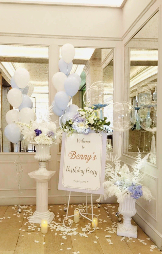 陈浩民|陈浩民生日派对超温馨，与蒋丽莎恩爱热吻，蔡少芬张晋全家送惊喜