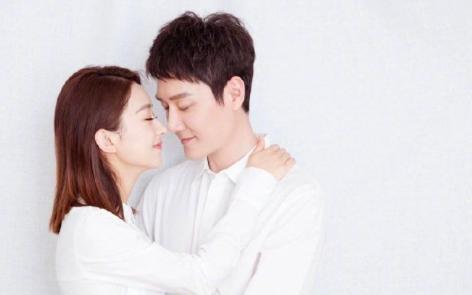 冯绍峰|赵丽颖罕晒照秀恩爱，为冯绍峰庆生超甜蜜，老公回复却被批不走心