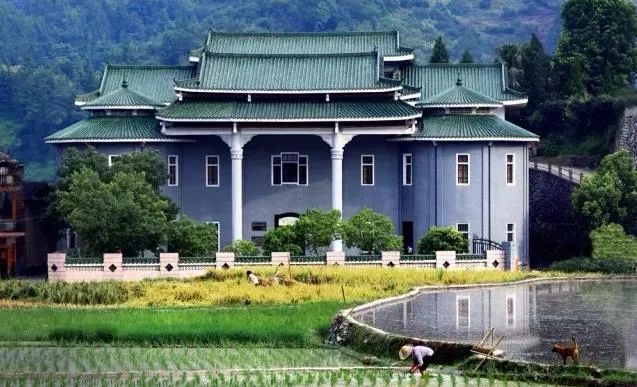 富不过三代万金油大王胡文虎家族起落与衰微之谜