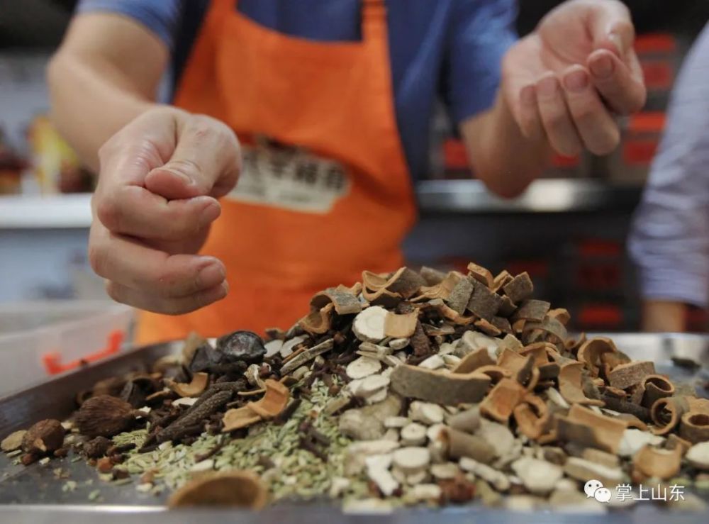 济南|90后女孩来济创业做羊棒骨，学员遍布全世界……