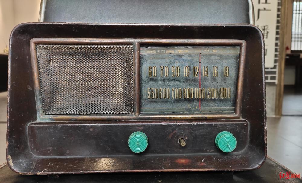 博物馆|四川乐山这个博物馆展出200多台收音机，还有不少稀有品