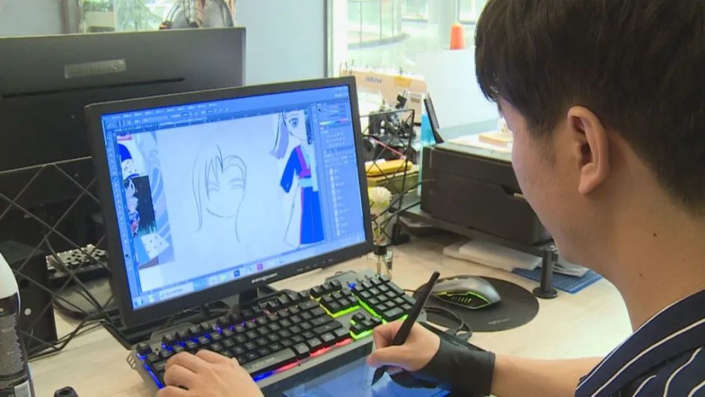 雷仙|【六枝融媒】雷仙：以坚持和热爱诠释着自己心中的“工匠精神”