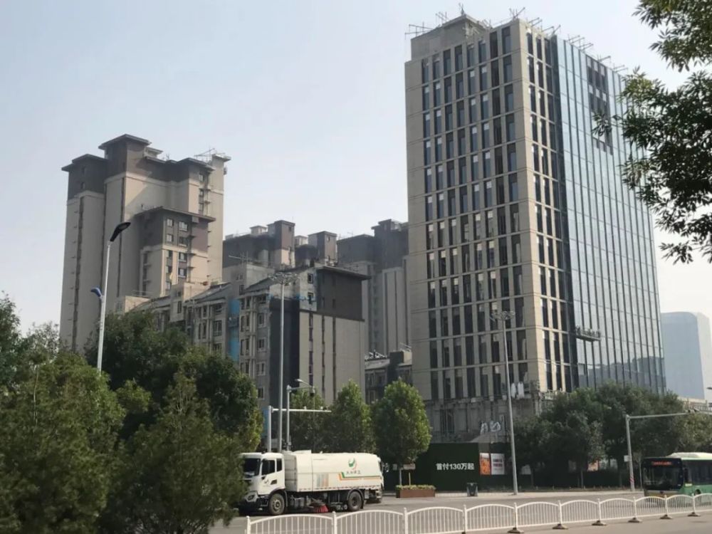 楼盘|降了！8.5折楼盘席卷北京新房市场，国庆假期开发商花样“撩客”加速抢收