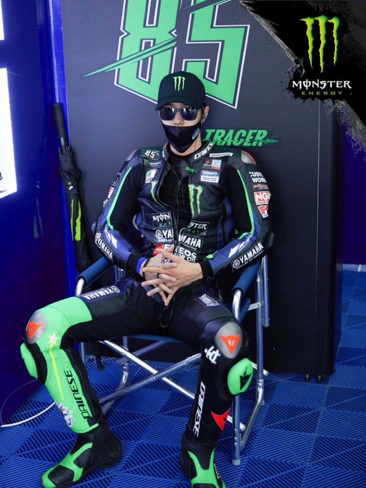 王一博|王一博情商太高，粉丝帮他骂人，赶紧出来制止，比肖战强多了