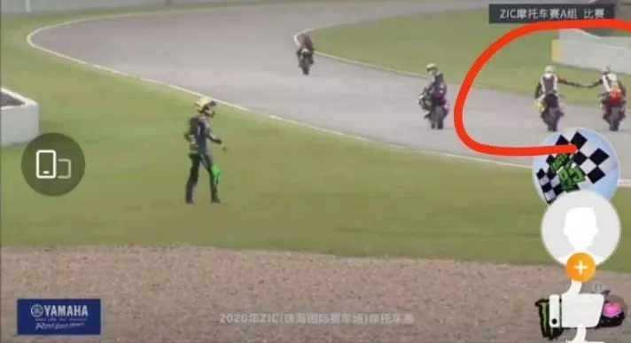 王一博|王一博疑似被故意带摔车错失亚军，好兄弟尹正愤怒发文：你们在欢呼什么