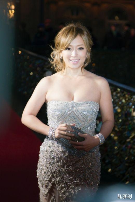 滨崎步|42岁滨崎步怀第二胎！传经手人是年轻20岁小鲜肉舞蹈员