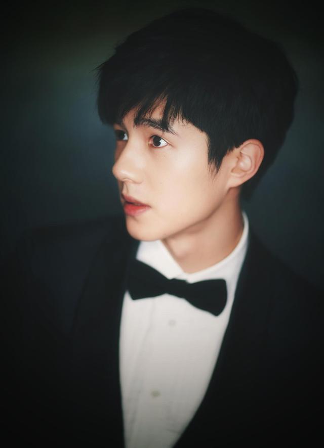 刘昊然|黄渤、吴京、邓超、张译奋斗半生才有的成绩，22岁的刘昊然只花了6年