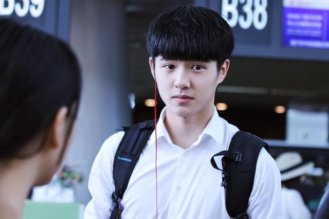 刘昊然|黄渤、吴京、邓超、张译奋斗半生才有的成绩，22岁的刘昊然只花了6年