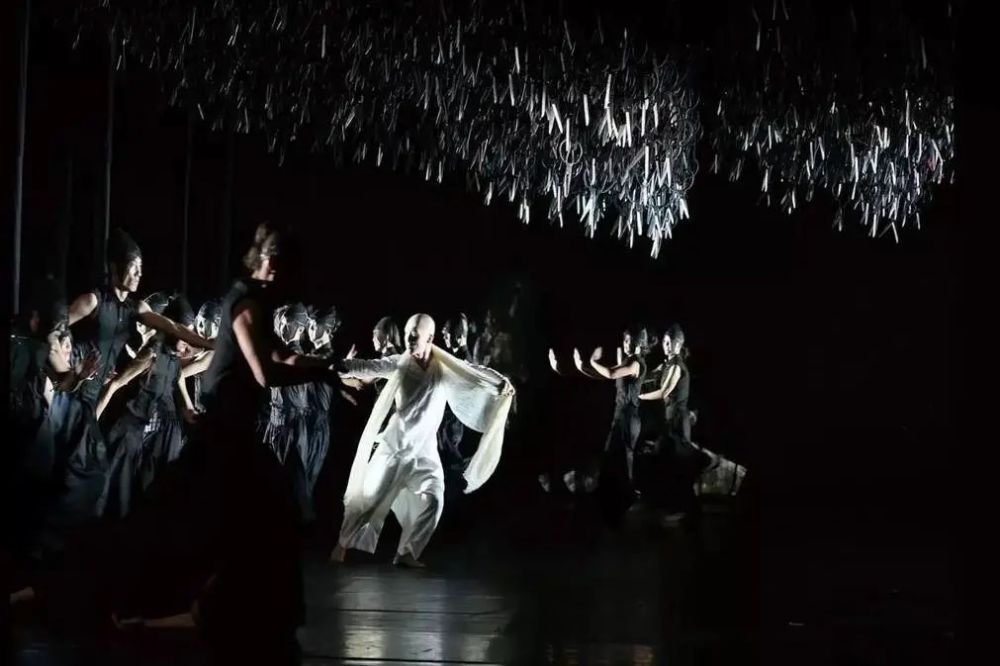 杨丽萍|杨丽萍舞蹈力作《十面埋伏》榆林站即将来袭