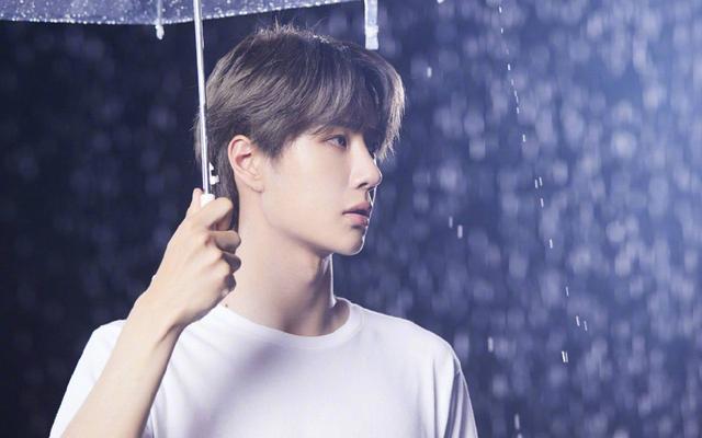 王一博|王一博：一骑绝尘的追风少年，输比赛不输人品