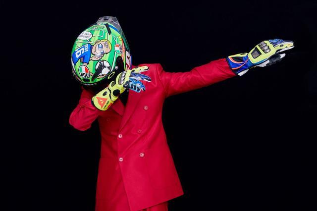 王一博|王一博：一骑绝尘的追风少年，输比赛不输人品