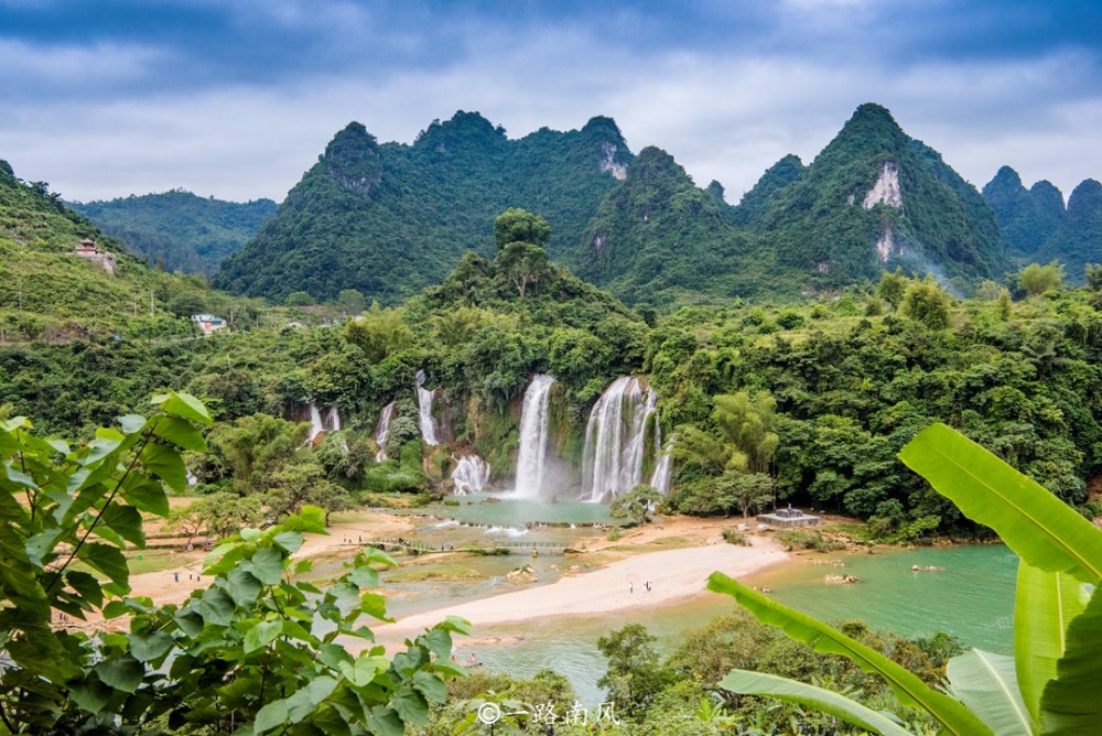 中國南方最愛國河流從廣西流入越南繞了一圈又回到國內