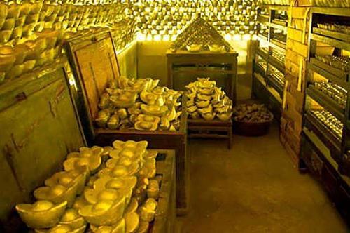 老子的表弟被火烧了房子,听老子的建议后挖到金子,结局叫人愤怒