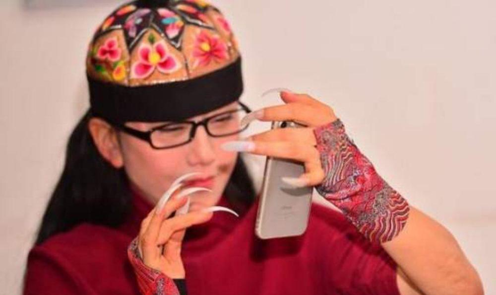 杨丽萍|61岁杨丽萍，一生为舞，绝食绝育