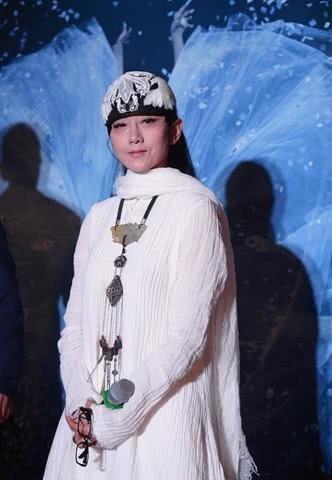 杨丽萍|61岁杨丽萍，一生为舞，绝食绝育