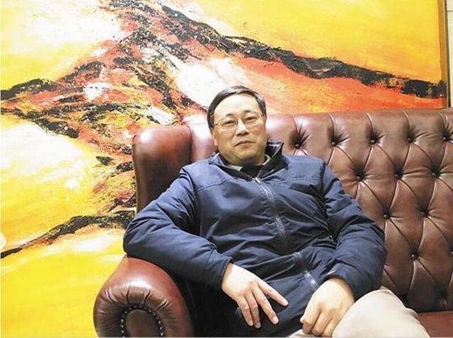 故乡|他用一首13字的现代诗获奖十万，诗虽短却写尽了乡愁，催人泪下