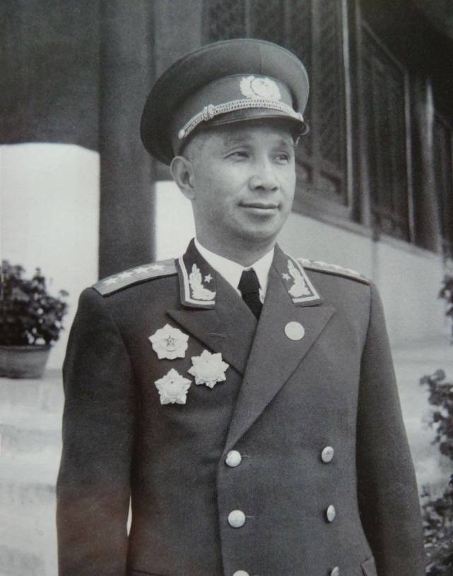 他是浙江温州人开国少将是粟裕大将的副手他是谁