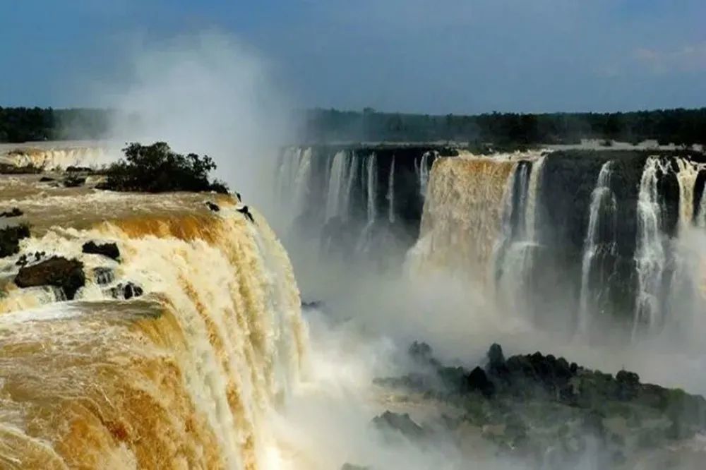 祖国到底是什么|杜淑芳朗诵《祖国到底是什么》