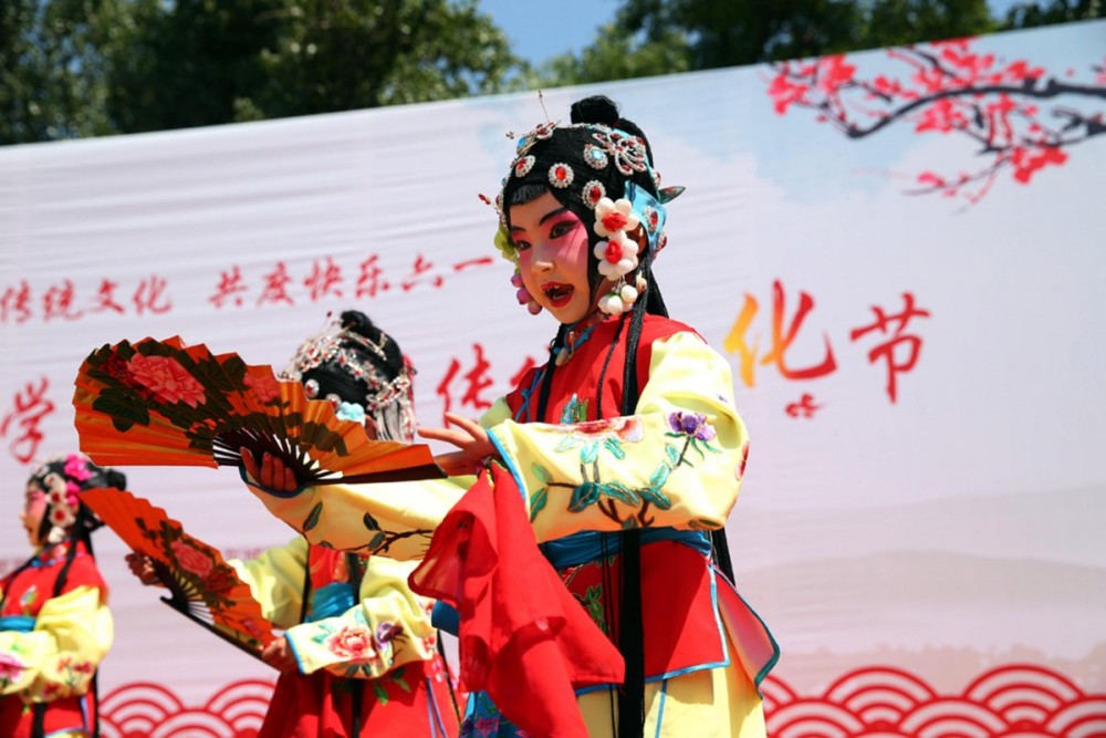 中山公园音乐堂|走向我们的小康生活——幸福北京人·京味文化