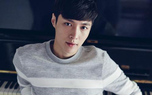 张艺兴|张艺兴生日发长文感谢粉丝：一直努力想配得上大家的喜爱与支持