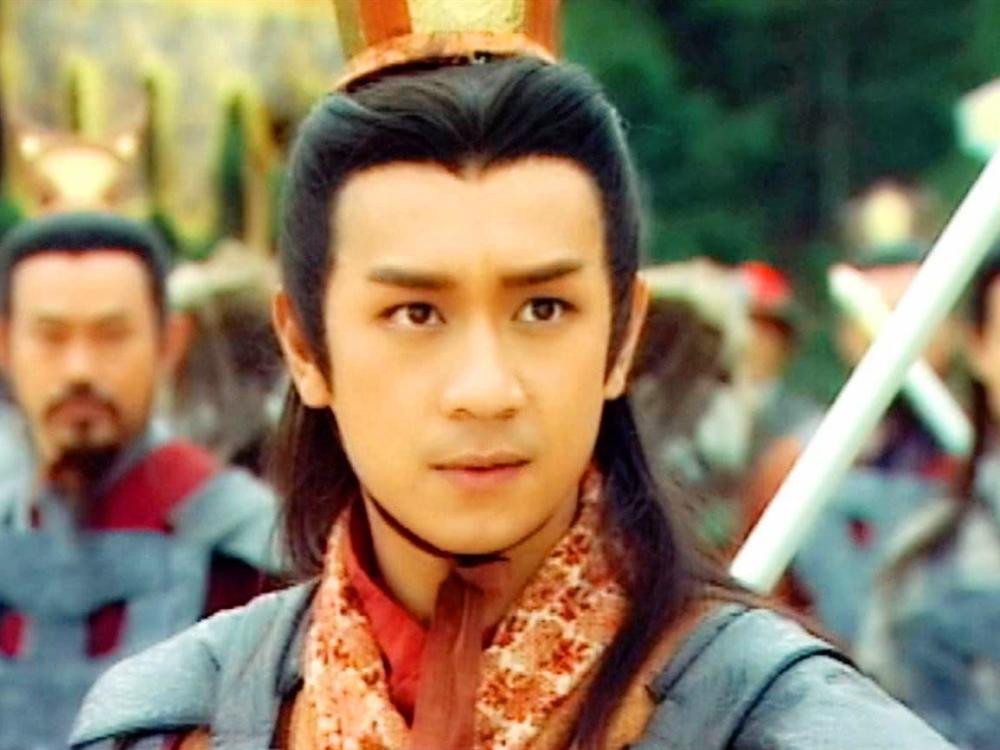 陈浩民|陈浩民开派对庆51岁生日！蔡少芬张晋到场，7个孩子同聚场面壮观