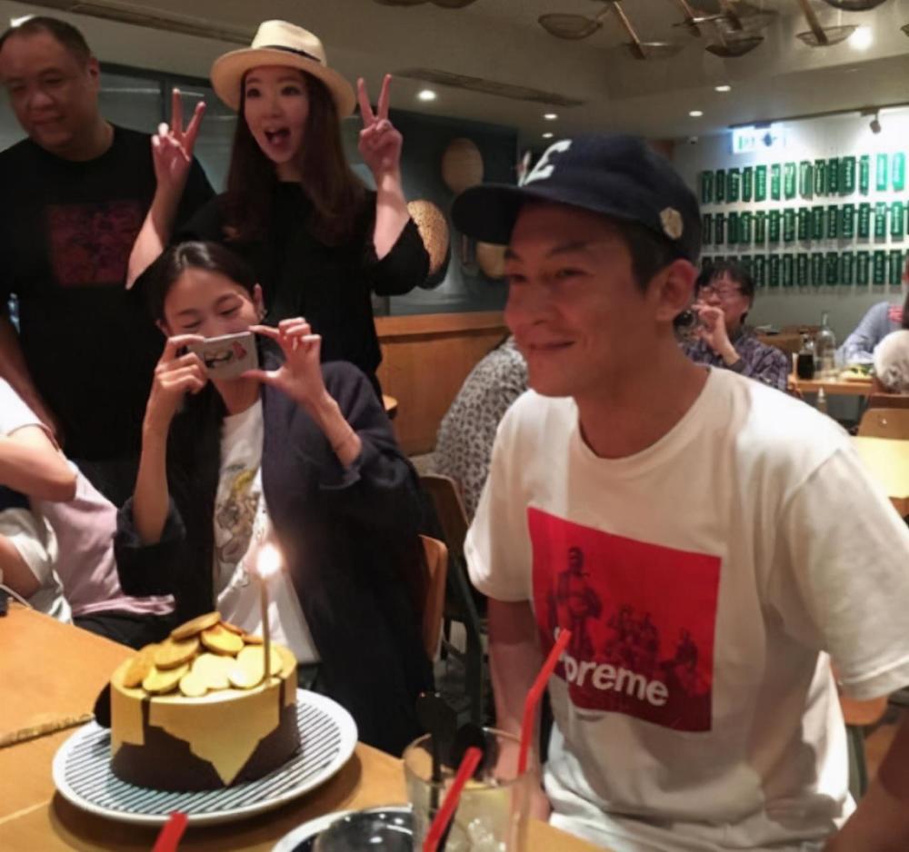 秦舒培|秦舒培携女儿为陈冠希庆生，陈拉雅礼物用心，昔日浪子变女儿奴