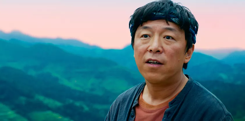 我和我的家乡|《我和我的家乡》票房持续领跑国庆档，个人感觉还是葛优演的张北京最好