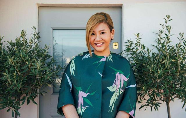 郑欣宜|郑欣宜自曝想冻卵，渴望结婚生孩子，但要到38岁才实现