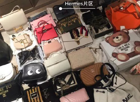 李佳琦|李佳琦小助理活成顶级富豪，直播真的来钱这么快吗？