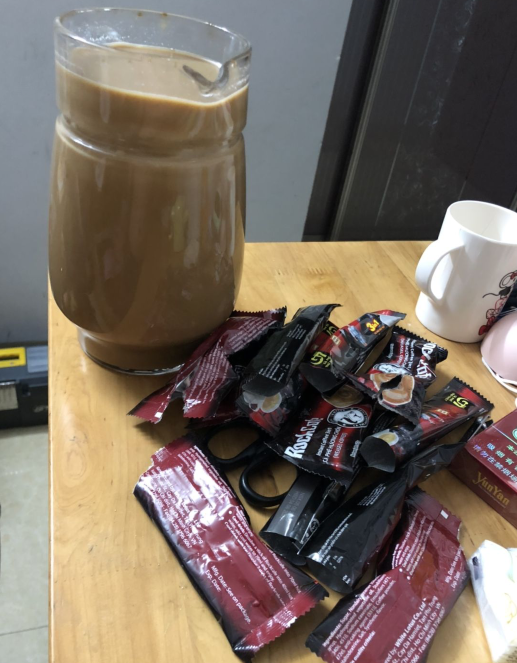 咖啡|“晚上要跑200公里高速，这点量够吗？”哈哈哈……估计120都跑不过