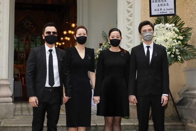 甄子丹|甄子丹送岳父出殡，岳母伤心憔悴需人搀扶，前女首富及500亿亲家吊唁