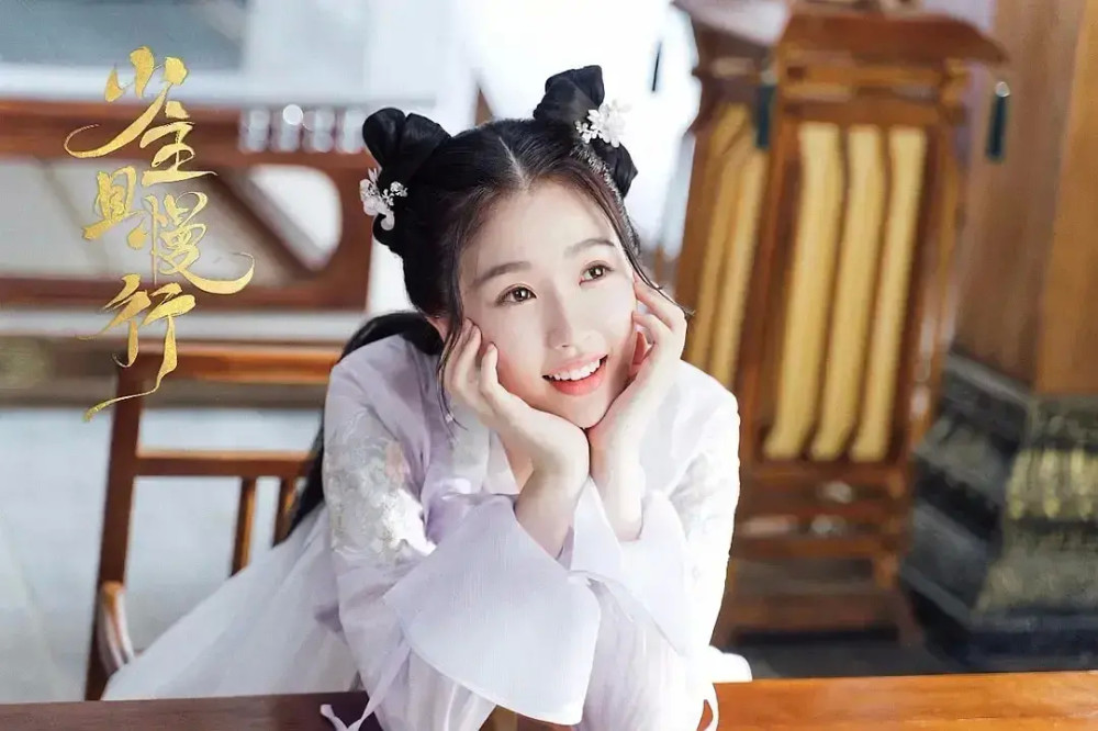 赵丽颖|女明星双髻造型，赵丽颖最惊艳，袁冰妍舒服，虞书欣鬼马